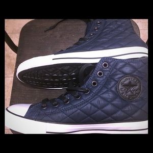 NWOT Converse All Star High Tops Fleece Lined